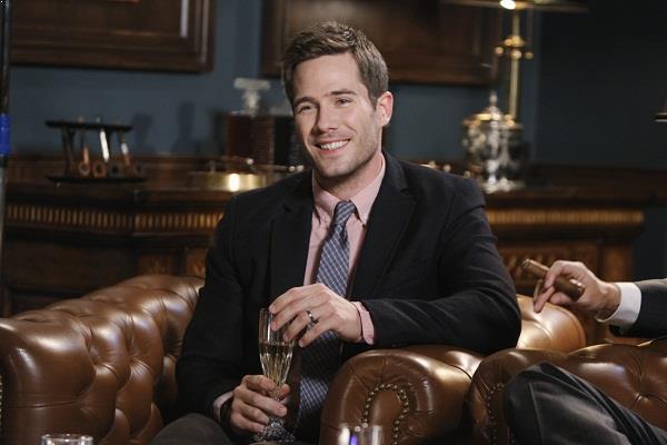 Luke Macfarlane relationship