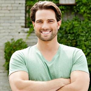 Scott Mcgillivray Bio Affair Married Wife Net Worth Ethnicity Salary Age Nationality Height Businessman Investor Television Host Author Educator