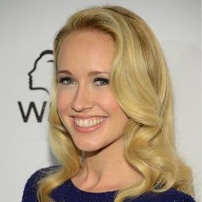who is anna camp married to 2021