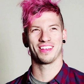 Josh Dun Bio, Affair, Married, Wife, Net Worth, Ethnicity, Salary, Kids ...