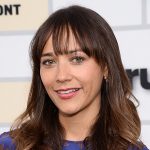 Rashida Jones Bio, Affair, Relation, Net Worth, Ethnicity, Salary ...