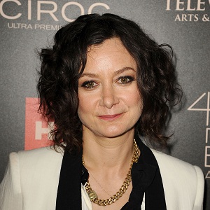 Next photo of Sara Gilbert