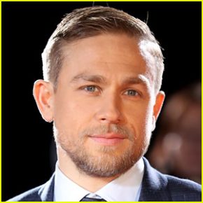 Charlie Hunnam Bio, Affair, In Relation, Net Worth, Ethnicity, Salary, wiki