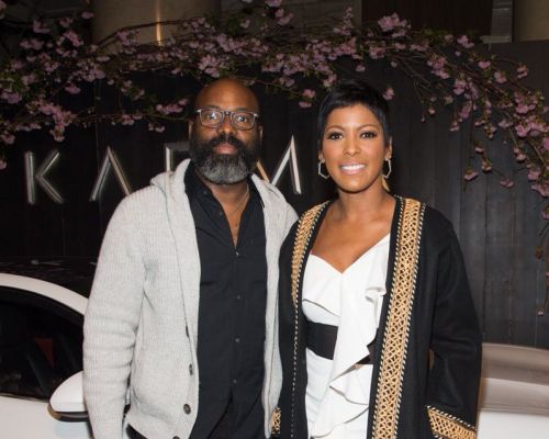 is talk show host tamron hall married