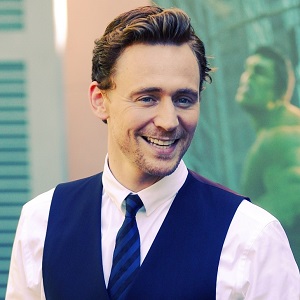 Hiddleston single tom Tom Hiddleston