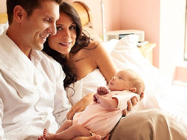 Bethenny Frankel with former beau Jason Hoppy and their daughter