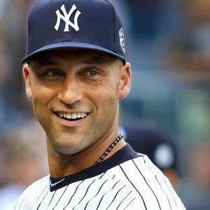 Derek Jeter Ethnicity, Age, Wiki, Wife, Net worth, Bio