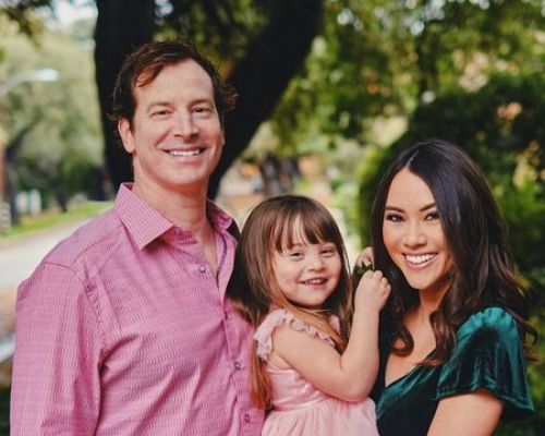 Is Rob Huebel Married? Wife, Height, Net worth & Biography