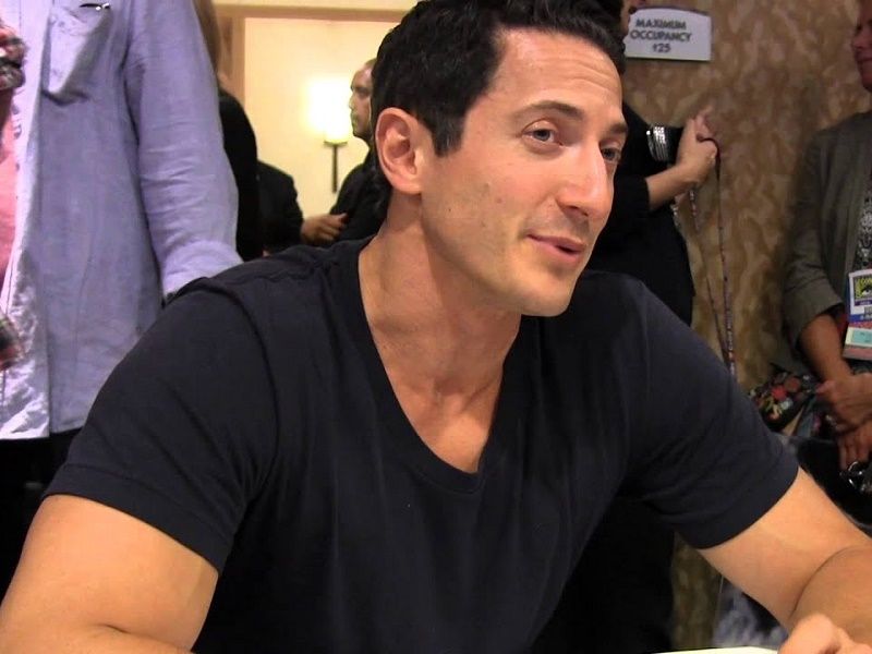 Sasha Roiz Interview Married Biography