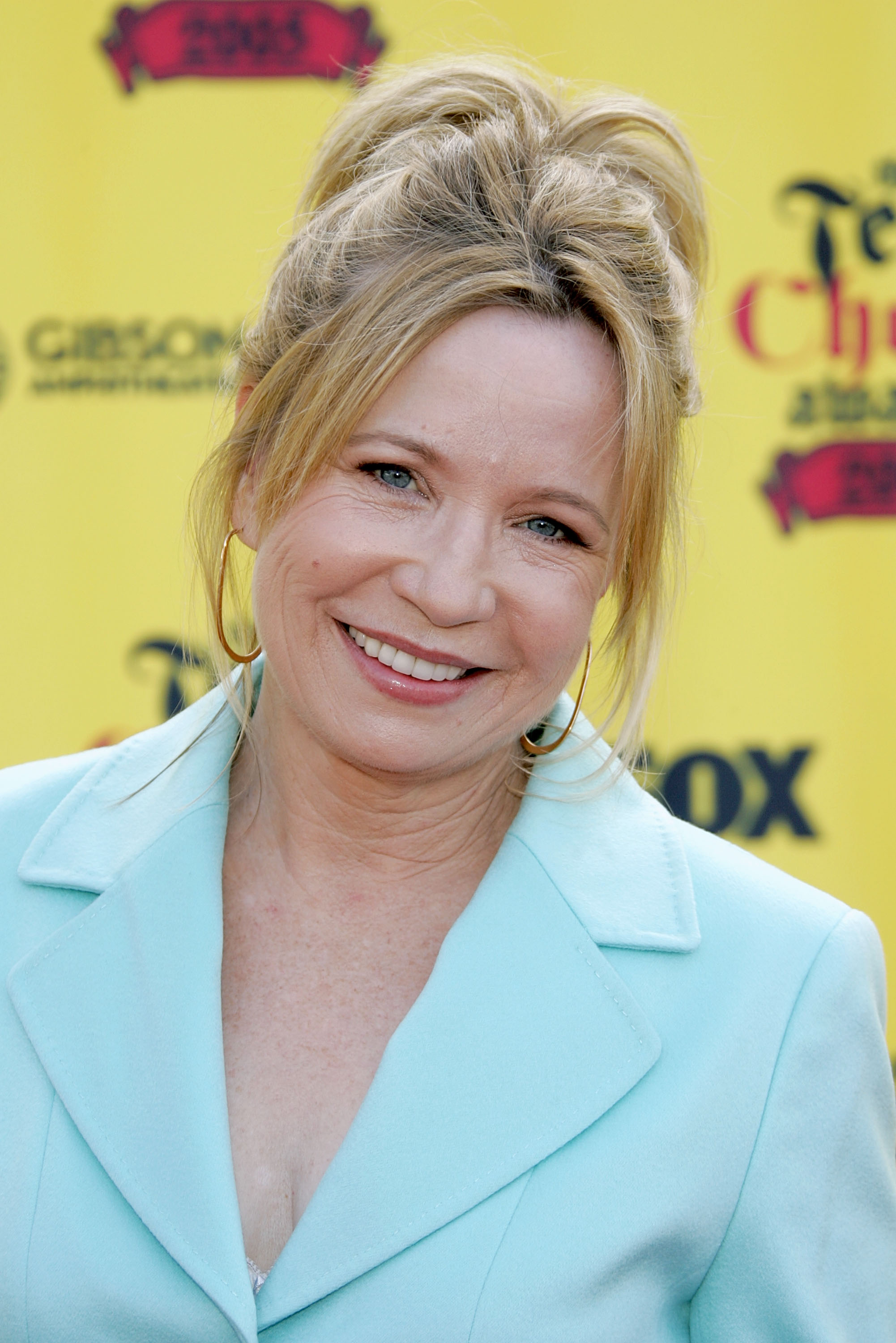 Debra Jo Rupp Hasnt Married In Real Life Or Her Marital Life Exists On
