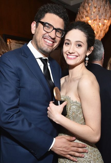 ‘shameless Star Emmy Rossum Marries Fiance Sam Esmail After Two Year