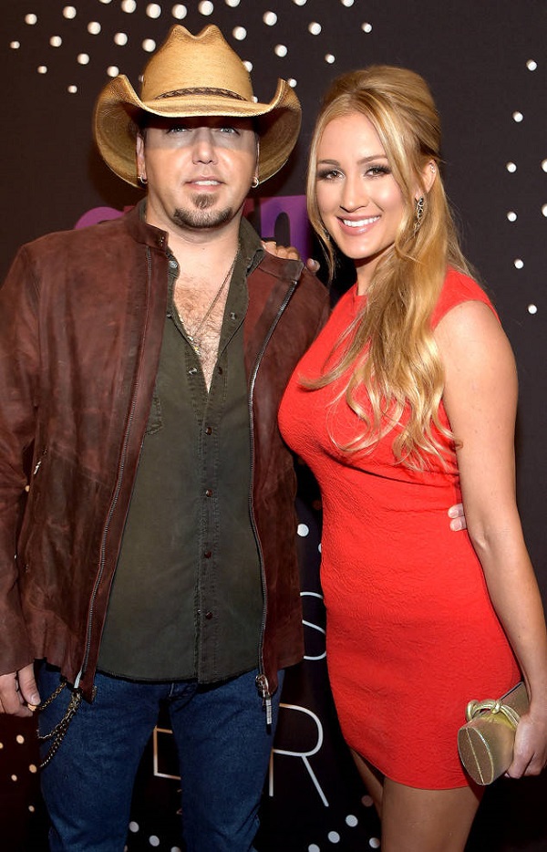 Jason Aldean Wife, Married, New Baby, Pregnant, kids 