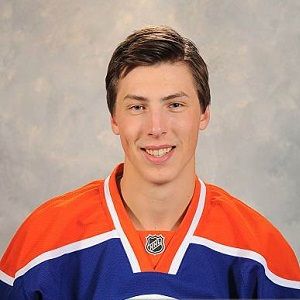 File:Ryan Nugent-Hopkins - Edmonton Oilers.jpg - Wikipedia