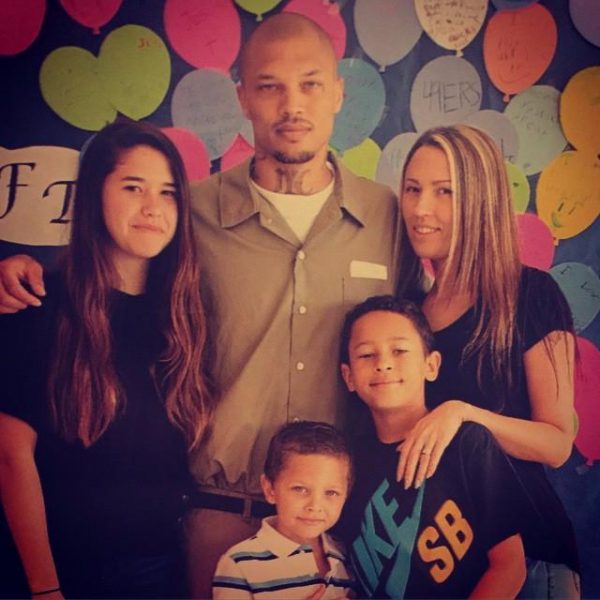 Another Split-Up In The Town!! Wife Of ‘Hot Mugshot Guy’ Jeremy Meeks