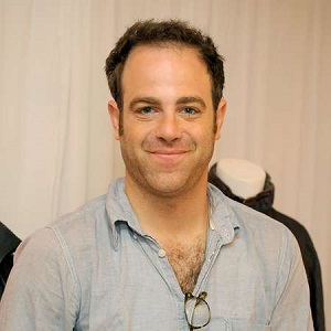 Next photo of Paul Adelstein