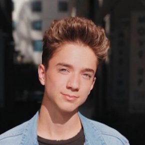 Daniel Seavey Bio, Single, Net Worth, Salary, Age, Height, Ethnicity