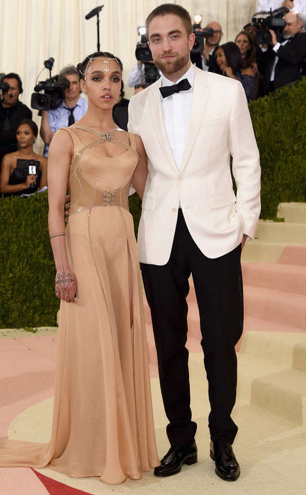 Robert Pattinson And Fka Twigs Married Biography