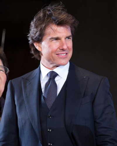 tom cruise disability biography