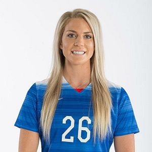 Julie Ertz Bio, Affair, Married, Relationship, Husband, Net Worth, Age