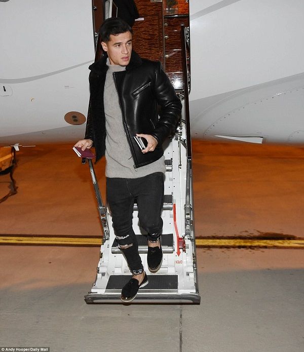 As Philippe Coutinho signed for Barcelona from Liverpool, he becomes the world’s second most expensive transfer after Neymar Philippe Coutinho arrived at Barcelona ahead of his £142 million move