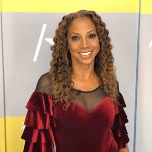 Holly Robinson Peete Height, Weight, Age, Spouse, Facts, Biography