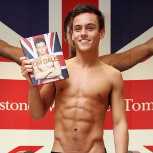 Tom Daley Bio Affair Married Wife Net Worth Ethnicity Salary Age Nationality Height Diver