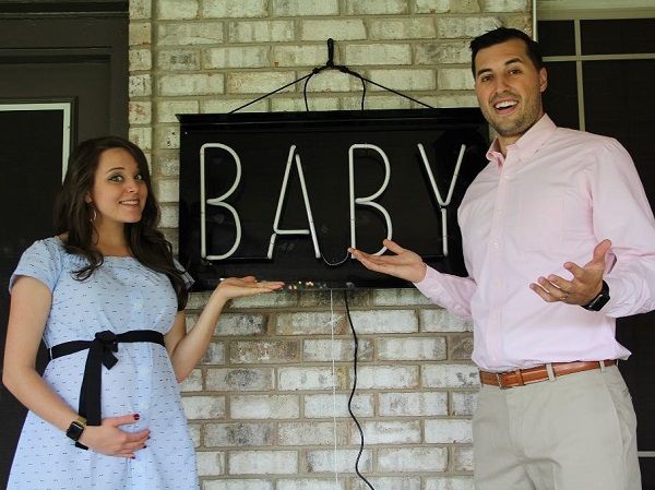“Counting On” star Jinger Duggar welcomes her first child with her soccer player husband Jeremy Vuolo!