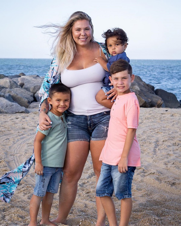Kailyn Lowry On Feud With Jenelle Evans On Twitter Again Know About The Feud And “teen Mom 2