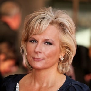 Jennifer saunders images