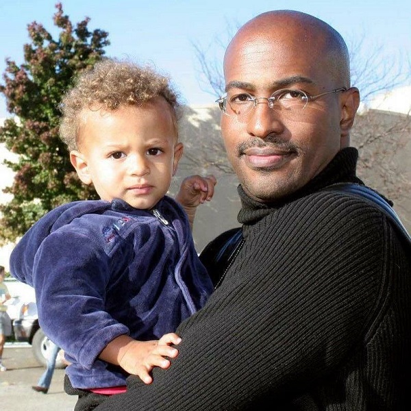 Get Van Jones Twin Sister Photo Pictures