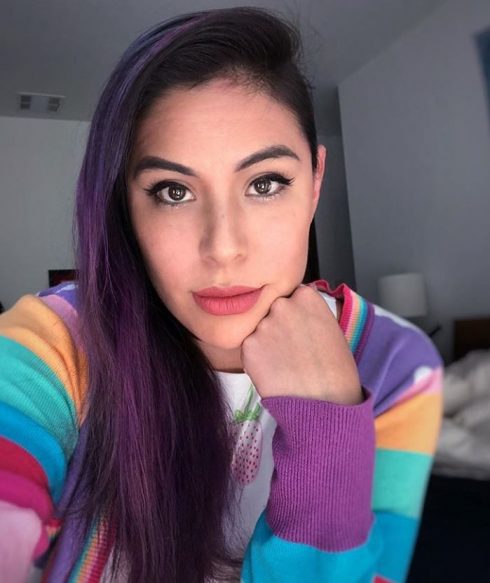 Tiffany Garcia A Professional Gamer And A Famous Youtuber Her Decision To Take Social Media As