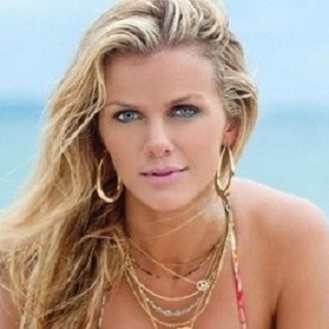 Brooklyn Decker modeling