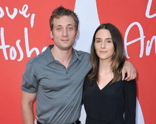 Jeremy Allen White Bio Affair Married Wife Net Worth