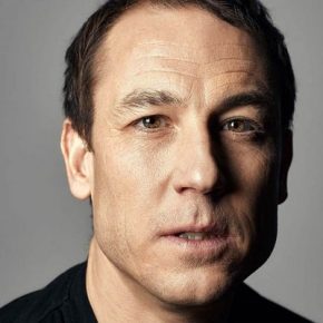 Next photo of Tobias Menzies