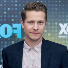 Matt Czuchry Bio, Affair, Single, Net Worth, Relationship, Ethnicity, Age