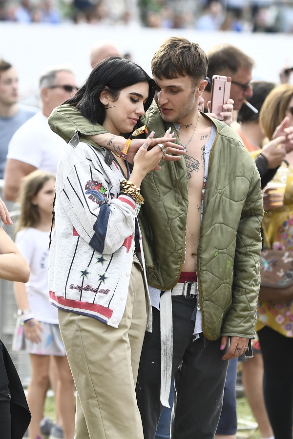 Model Anwar Hadid and singer Dua Lipa - are they dating ...