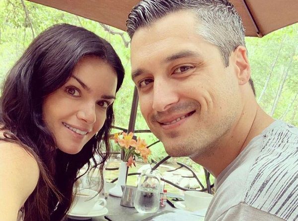 Bachelor’s Courtney Robertson Is Engaged To Her Boyfriend Humberto ...