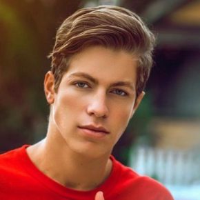 Ben Azelart Bio, In Relation, Net Worth, Ethnicity, Age, Height