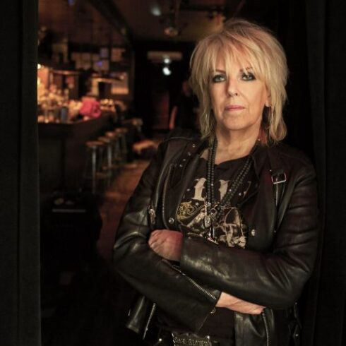 Lucinda Williams Bio, Affair, Ethnicity, Salary, Married, Husband, Net ...