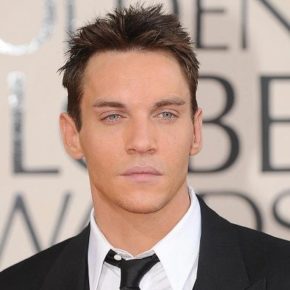 Jonathan Rhys Meyers