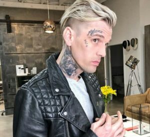 Aaron Carter gets new hair color and a face tattoo of his girlfriend ...