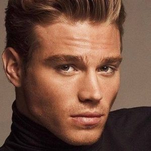 Matthew Noszka Age, Relationship, Net Worth, Ethnicity, Height