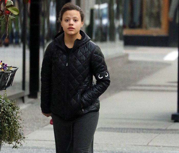 Sarah Jeffery Bio, Affair, In Relation, Net Worth, Wiki