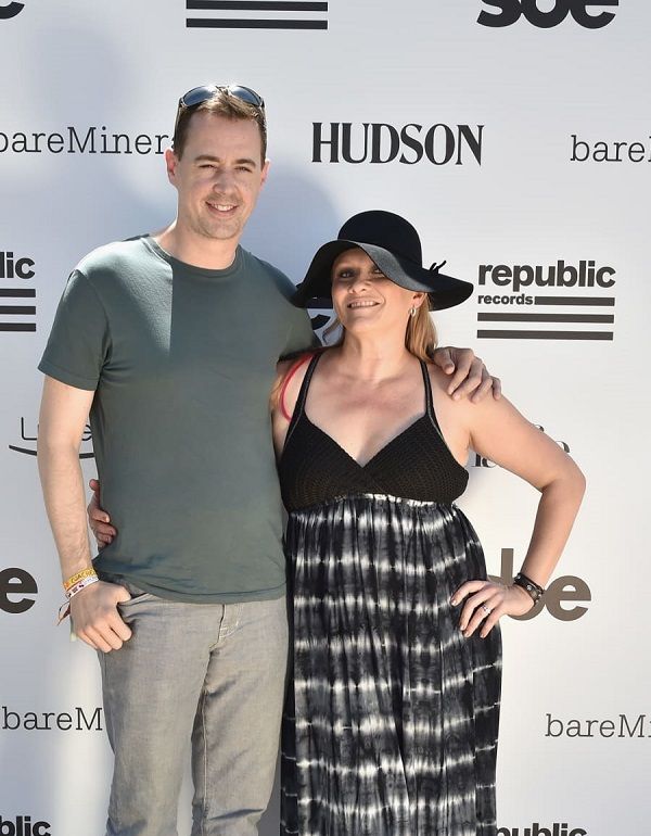 Businesswoman Carrie James married to actor Sean Murray? Know about her