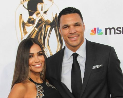 Tony Gonzalez, Married, Wife, Net Worth, Ethnicity, Kids, Height