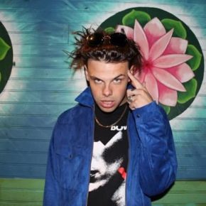 Yungblud Bio, Affair, In Relation, Girlfriend, Net Worth, Ethnicity, Salary