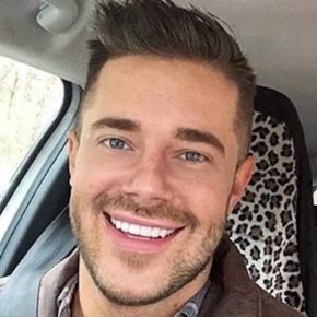 Chris Crocker Bio, Affair, Single, Net Worth, Ethnicity, Age, Artist ...