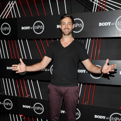 Jeff Dye (comedian): net worth, wife, family, height, TV shows 