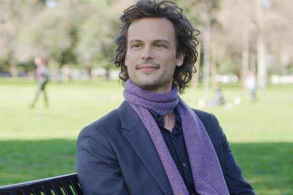 Find out about Matthew Gray Gubler current relationship status His net