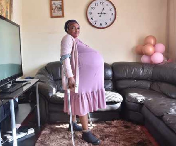 Gosiame Thamara gave birth to 10 decuplets children! All about her 10 kids and counting ...